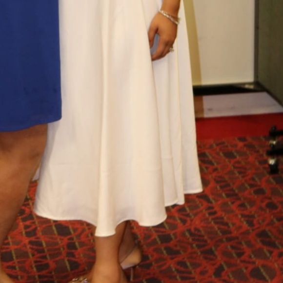 Ted Baker cut out Lace MIDI Dress - Picture 4 of 5